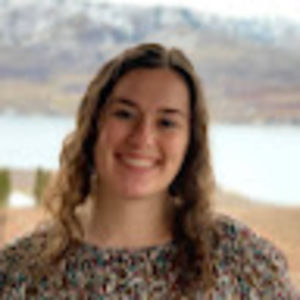 Meet your Posher, Holly